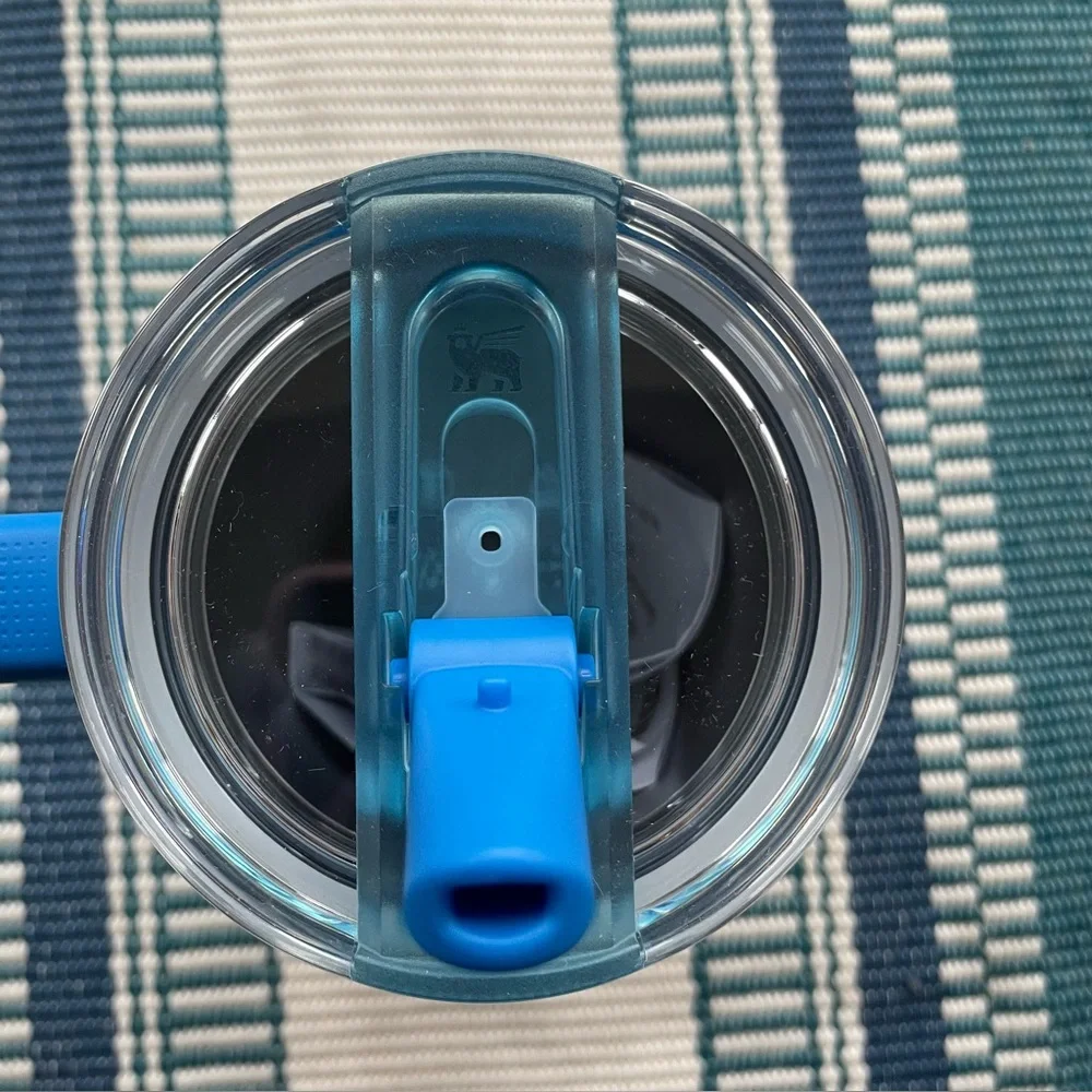 Stanley Azure Fade ProTour Tumbler with Handle and Flip Up Straw 40oz - Picture 8 of 10